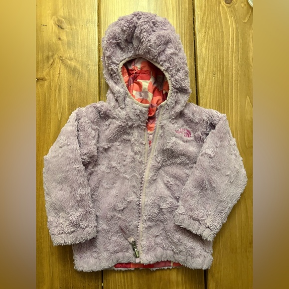 The North Face Hooded Puffer Fleece Jacket - Picture 3 of 3